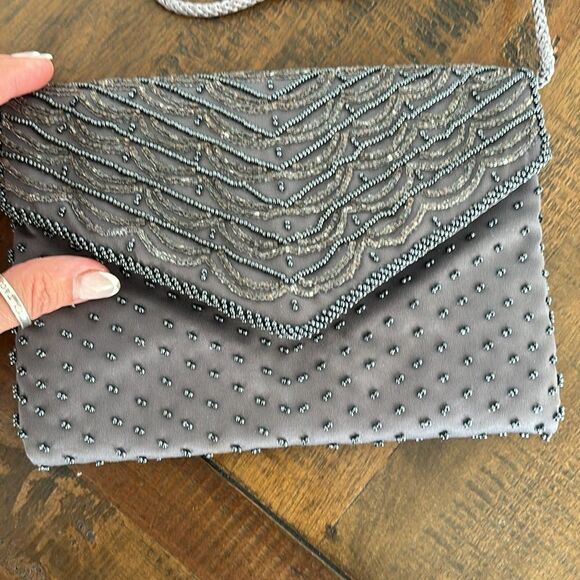 La Regale antique vintage sequined evening bag. Pristine condition.